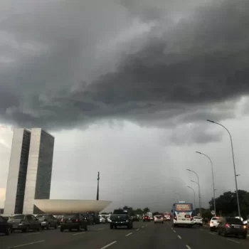 A ESPERANÇA DE DIAS MELHORES